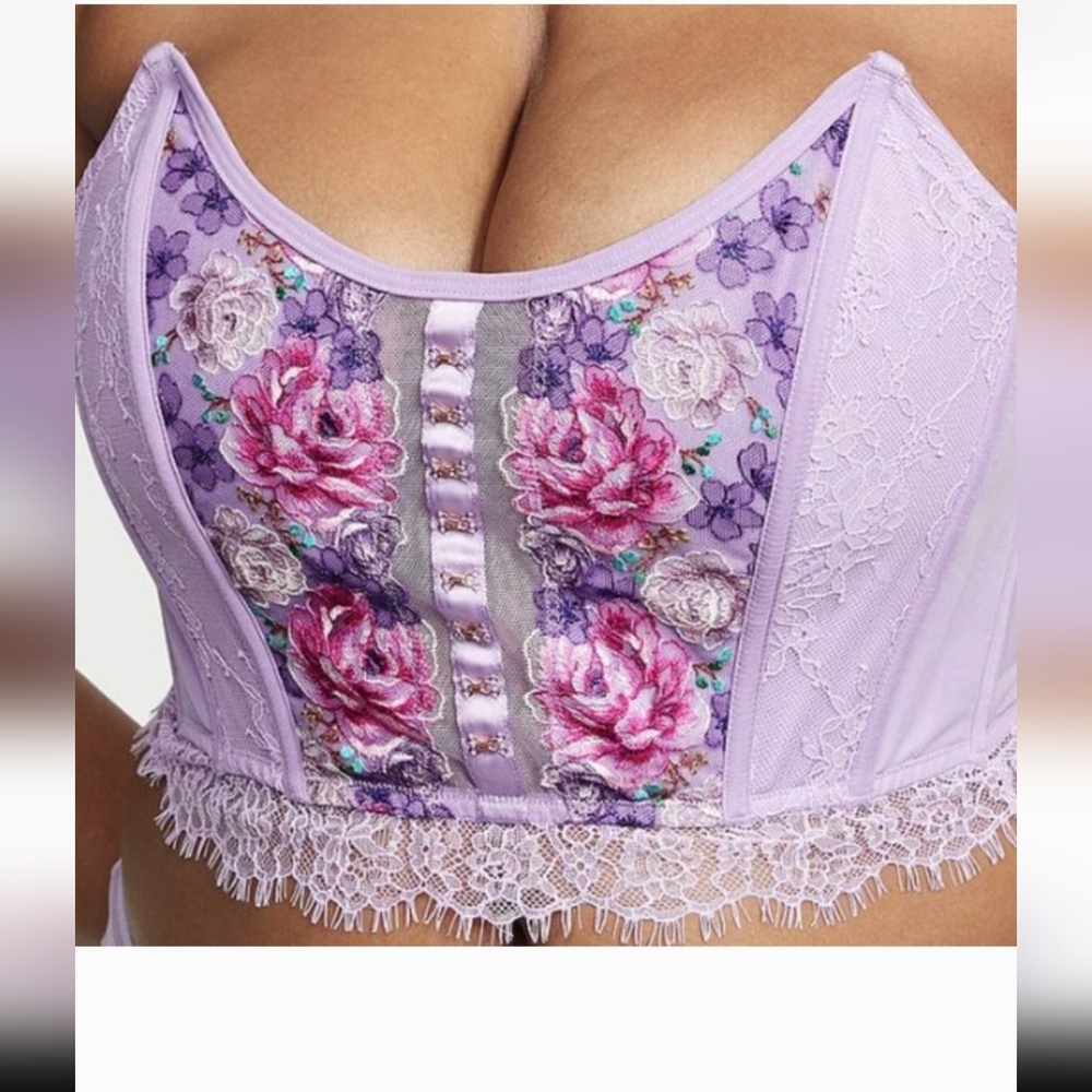 Set - Victoria's Secret Purple Floral Lace Bustier and Panty Set